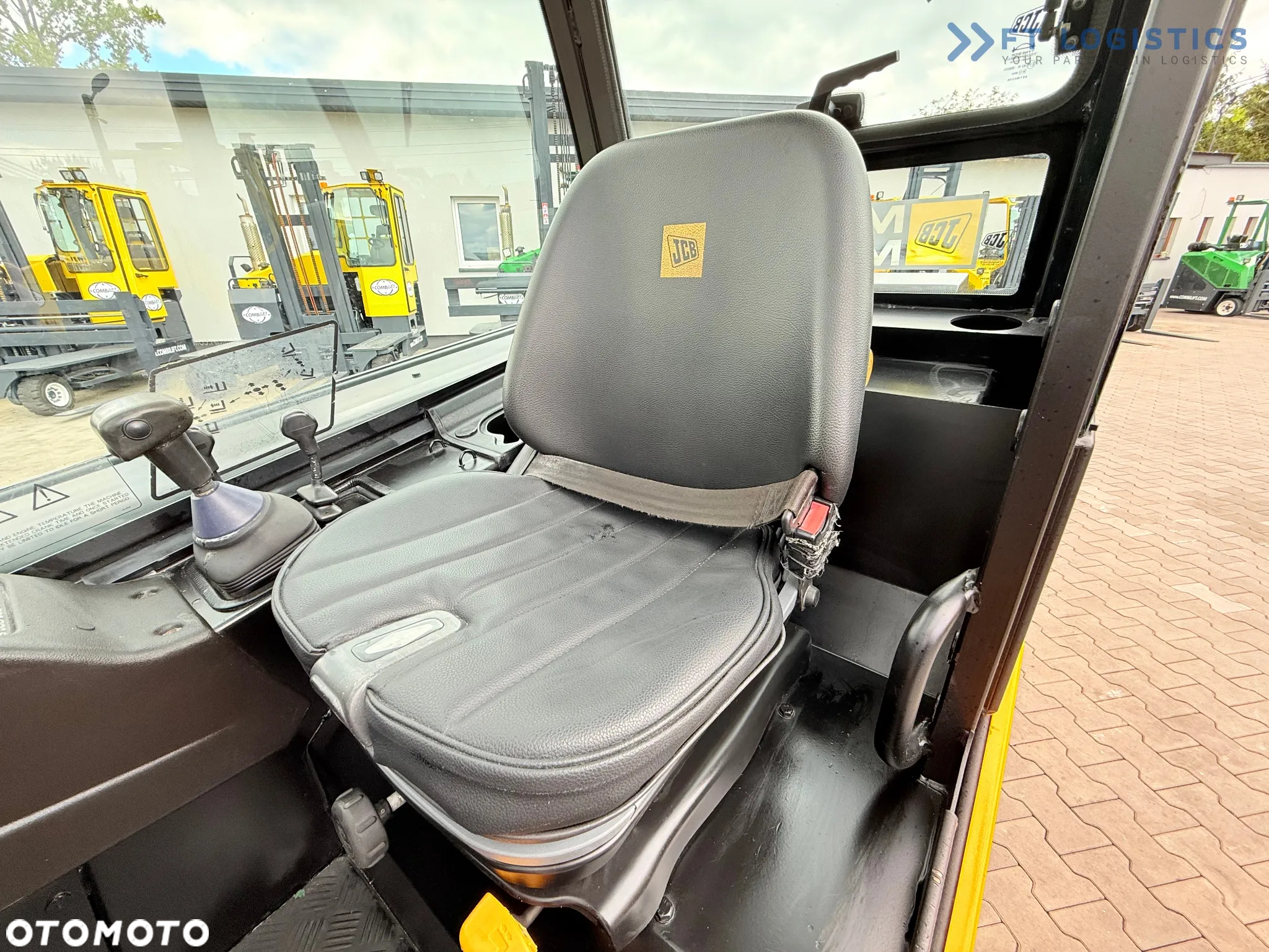 JCB TLT35D / DIESEL / KABINA / NOWE OPONY / 4450MM / TELESKOP - STAN IDEALNY - 15