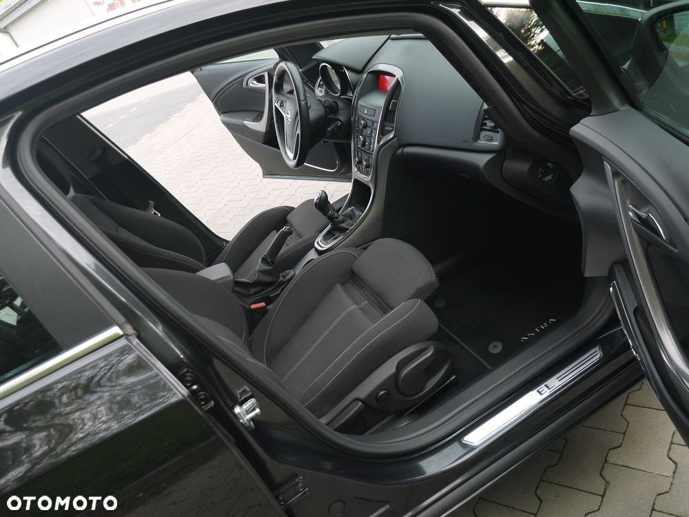Opel Astra 1.4 Turbo Innovation - 15