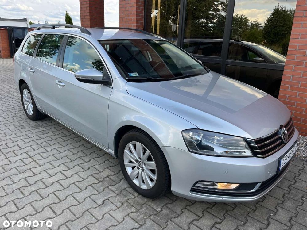 Volkswagen Passat - 2