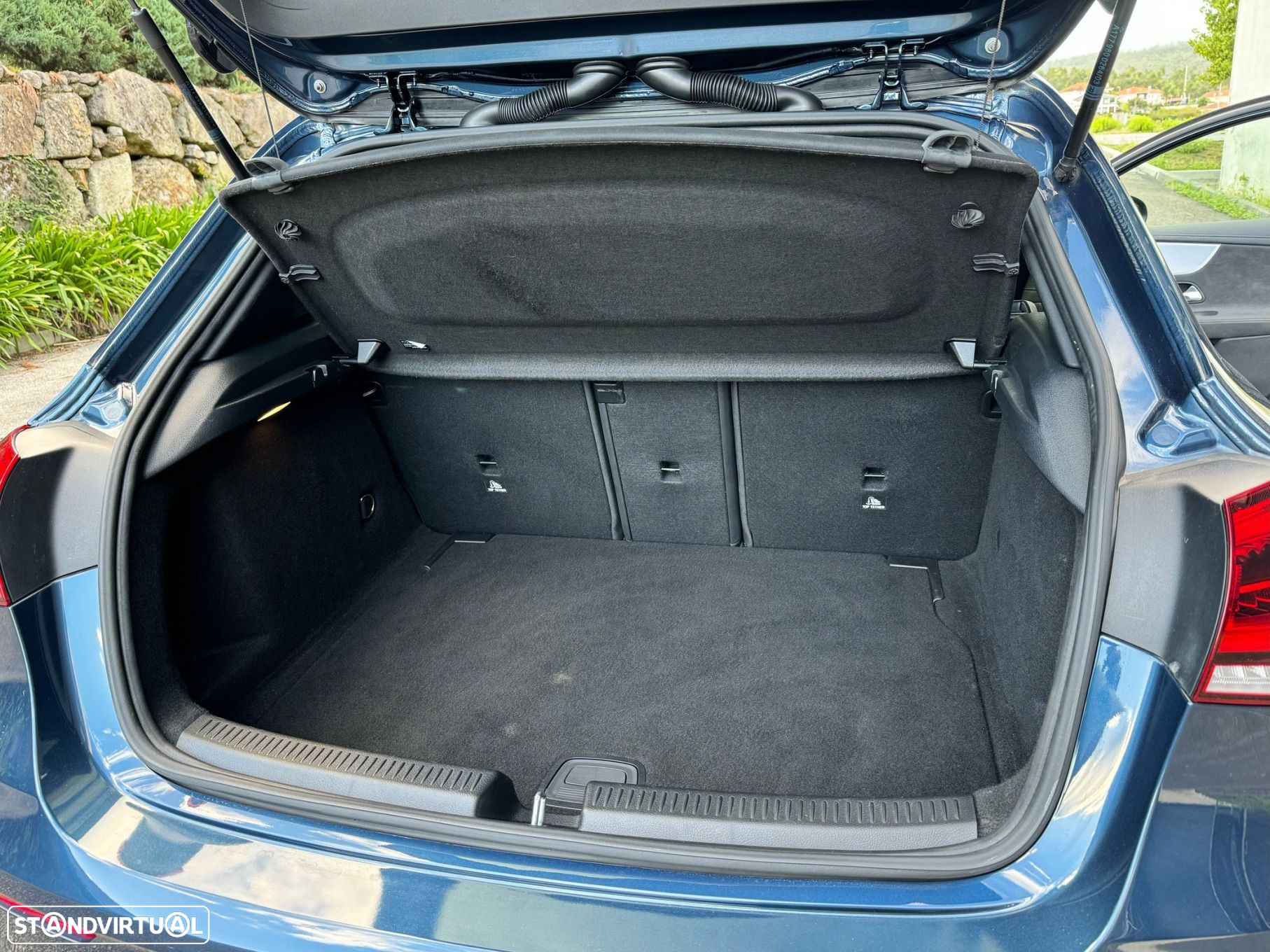 Mercedes-Benz A 35 AMG 4Matic Speedshift DCT 7G Edition 1 - 25