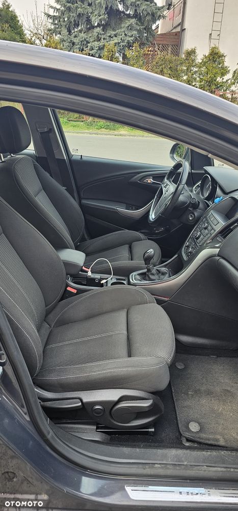 Opel Astra 1.4 T Cosmo - 8