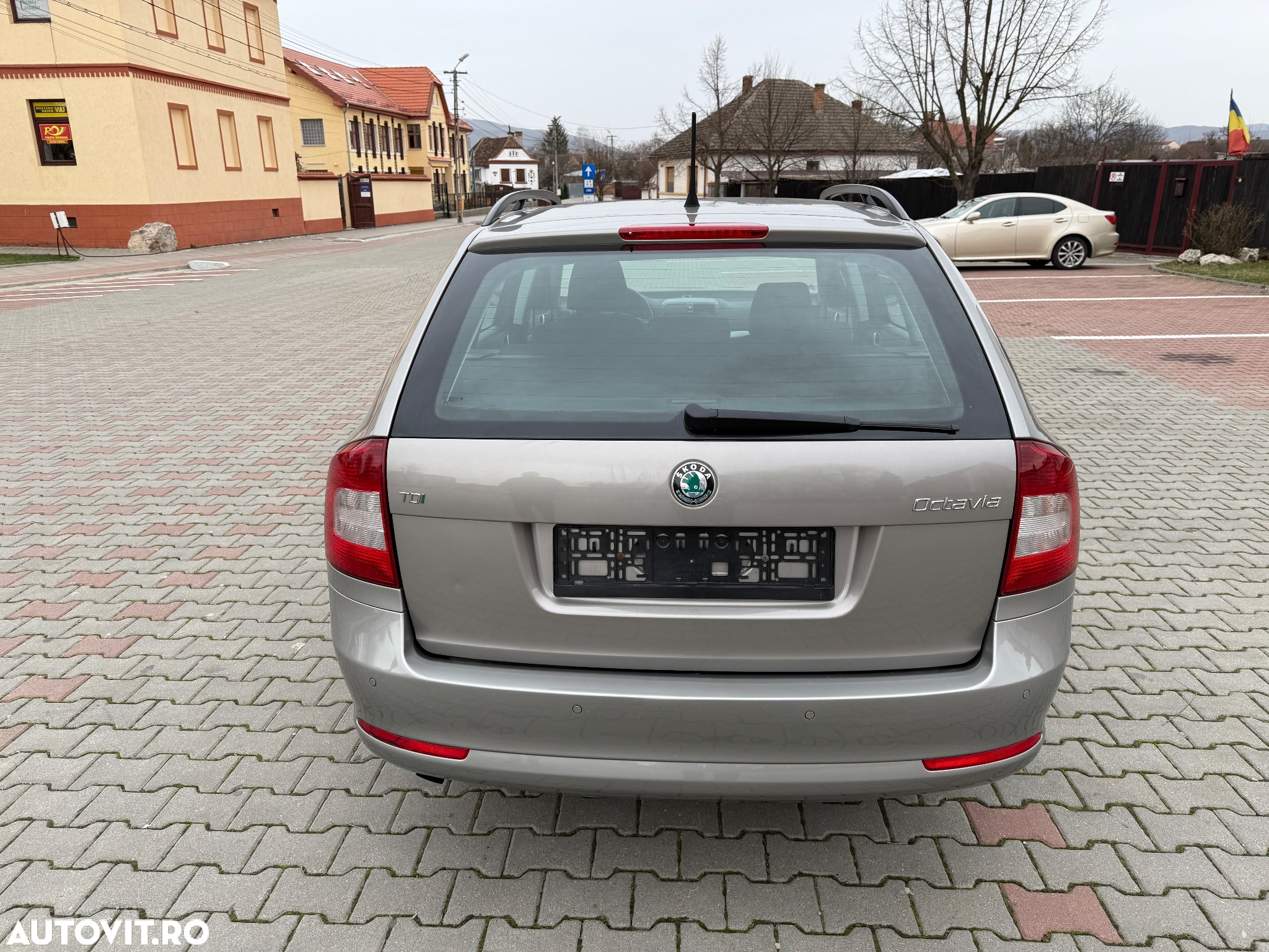 Skoda Octavia Combi 1.6 TDI Edition - 6
