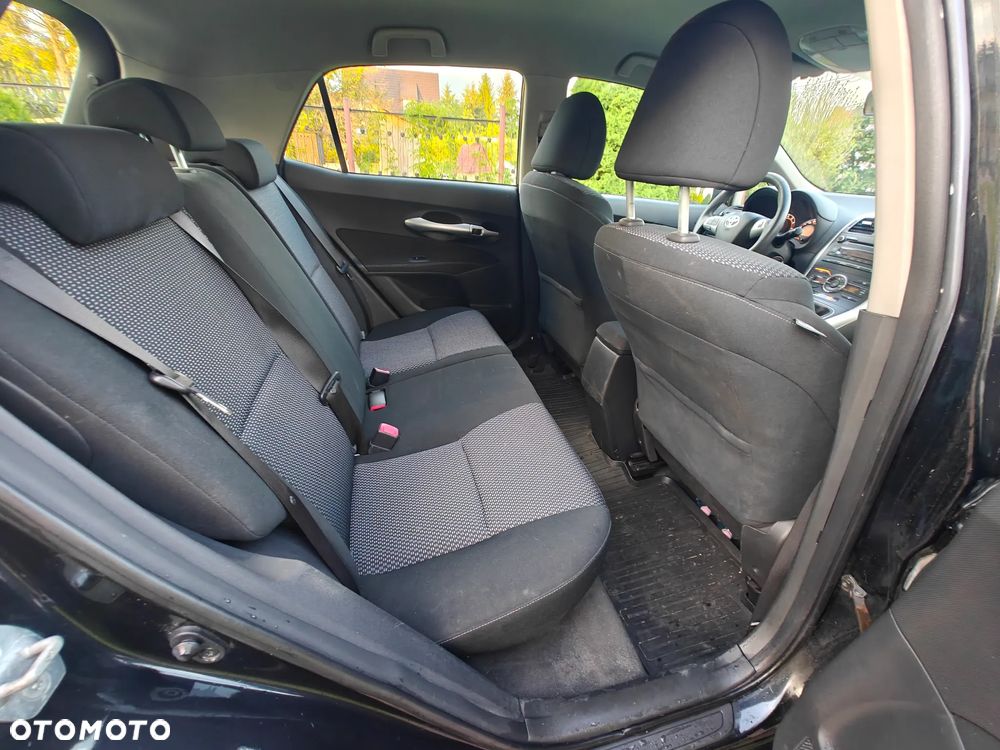 Toyota Auris - 11