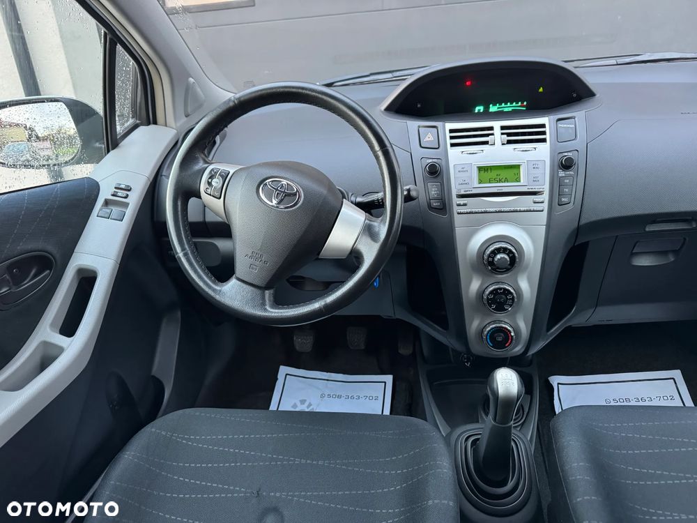 Toyota Yaris 1.4 D-4D Executive - 9