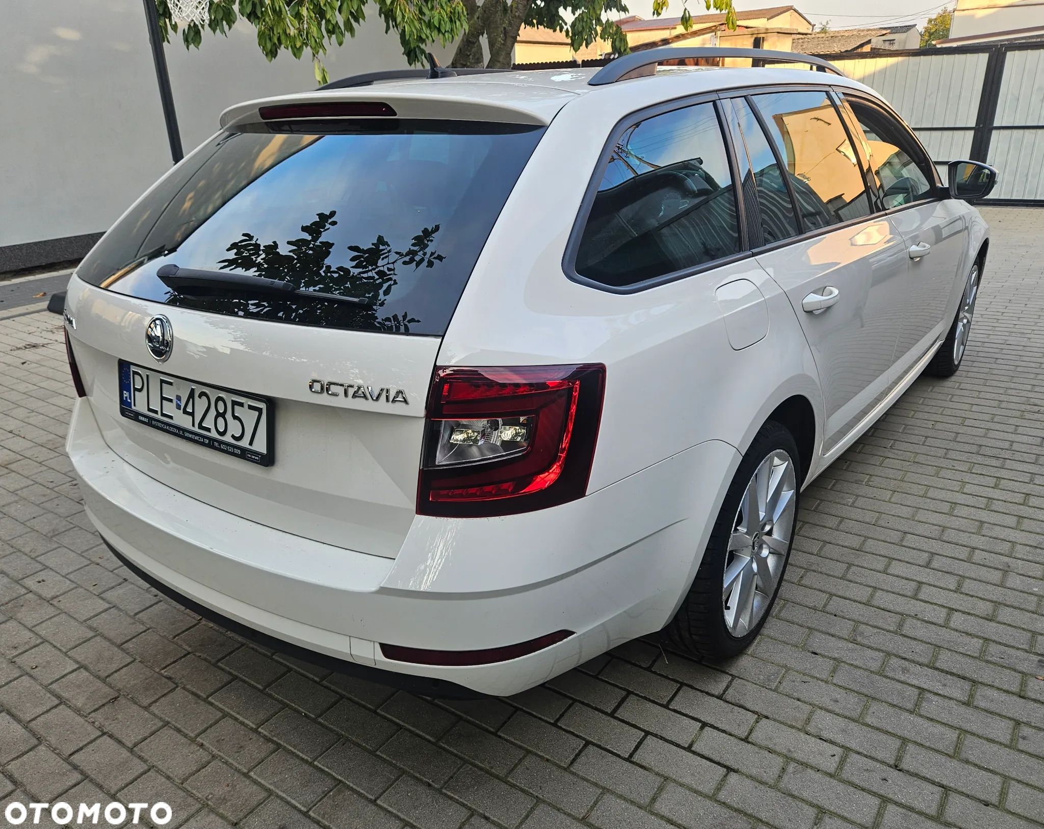 Skoda Octavia 2.0 TDI DSG Soleil - 5