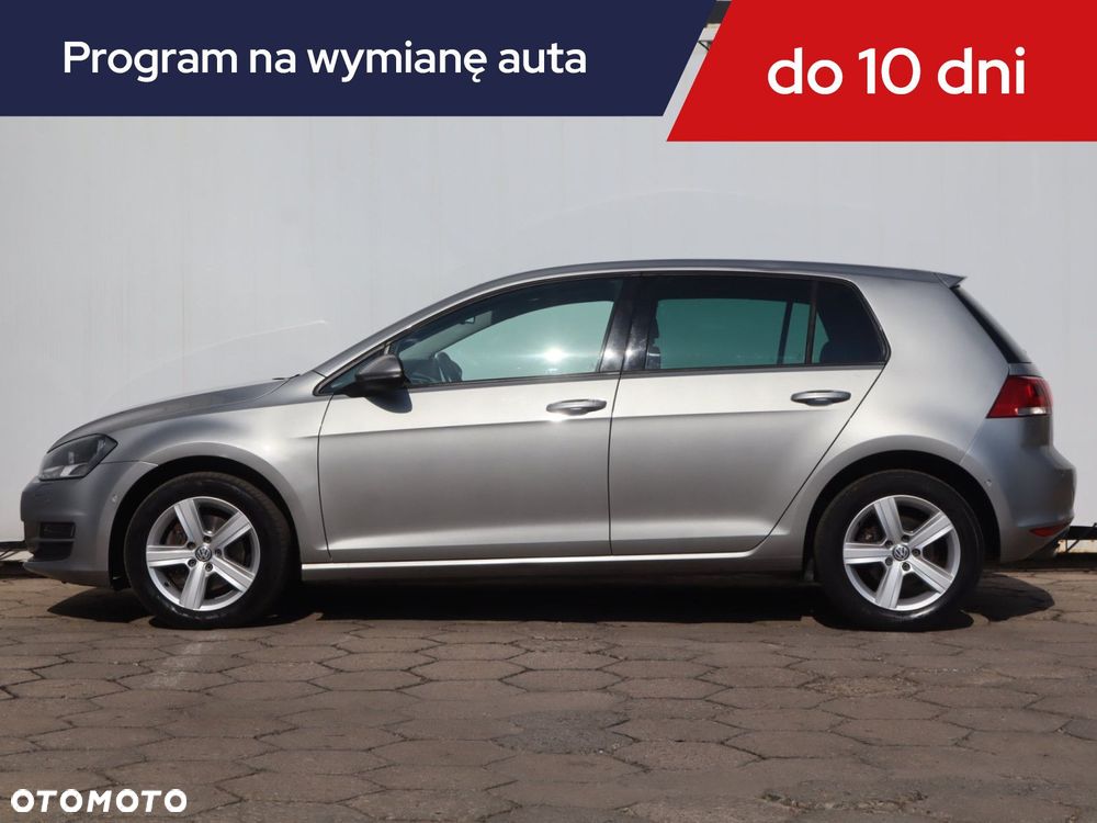 Volkswagen Golf - 4