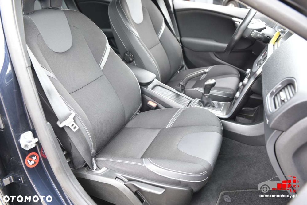 Volvo V40 - 21
