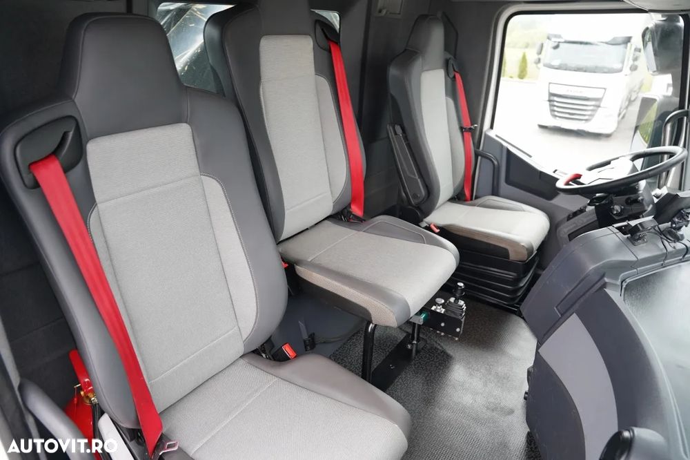 Renault K 380 / 6x4 / BASCUNĂ CU 2 LATE / BASCUNĂ HIDRAULICĂ + HIAB 211 EP-4 HDS / TELECOMANDĂ / CUPĂ / EURO 6 - 35
