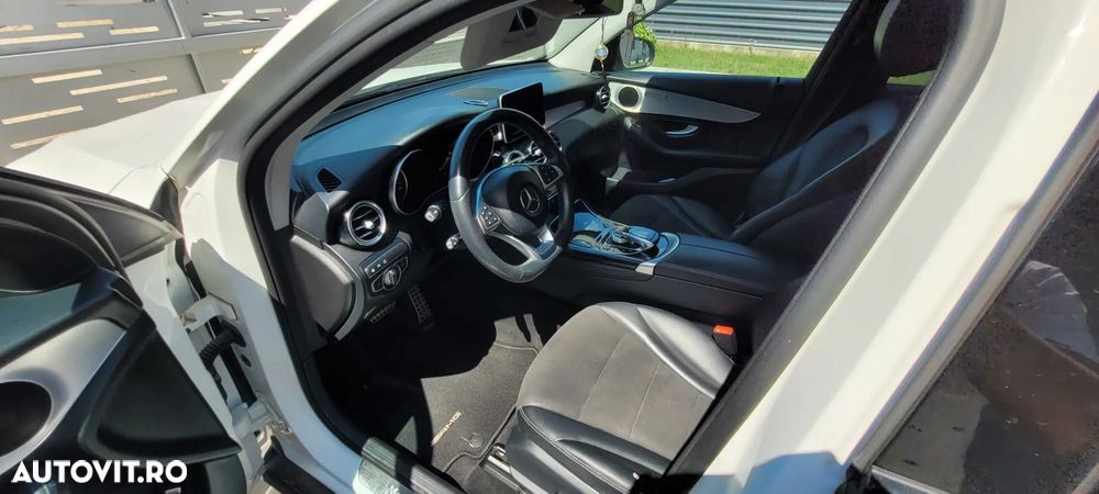 Mercedes-Benz GLC - 11