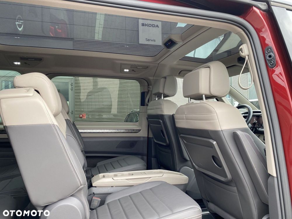 Volkswagen Multivan - 10
