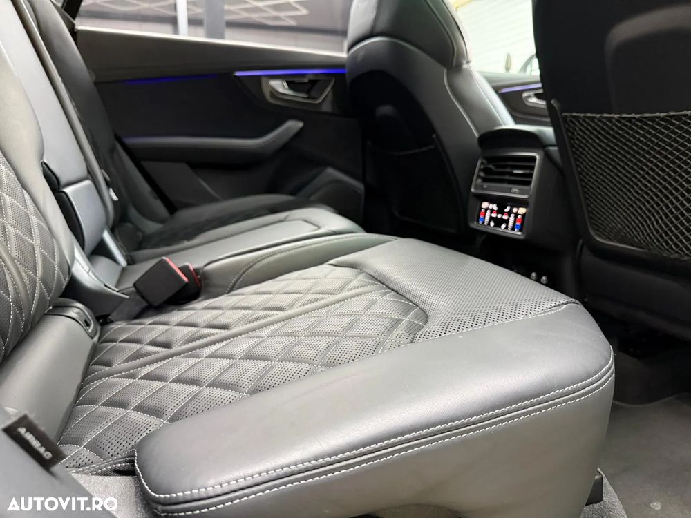 Audi SQ8 S Q8 TFSI quattro tiptronic competition plus - 33