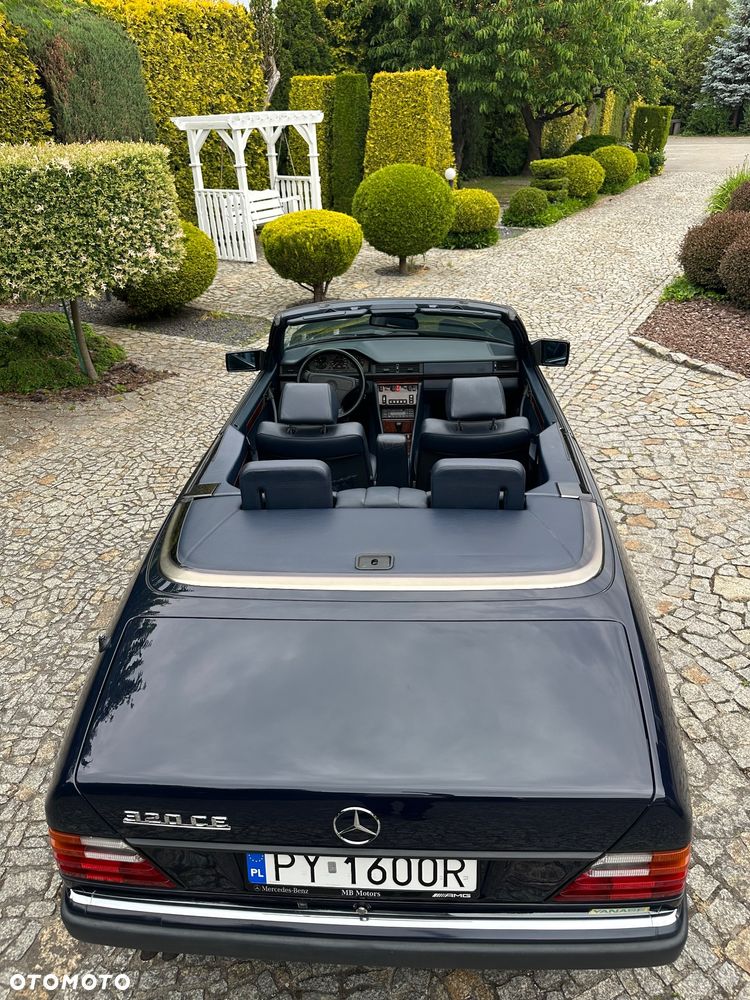 Mercedes-Benz W124 (1984-1993) - 23