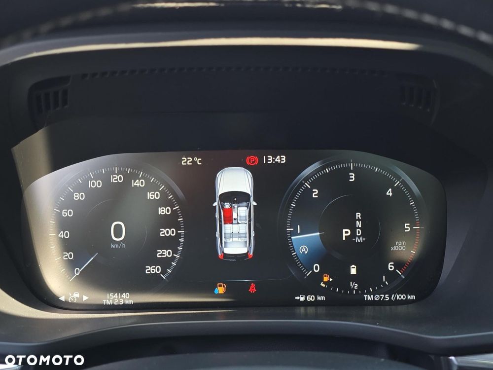 Volvo XC 60 B4 D AWD R-Design - 19
