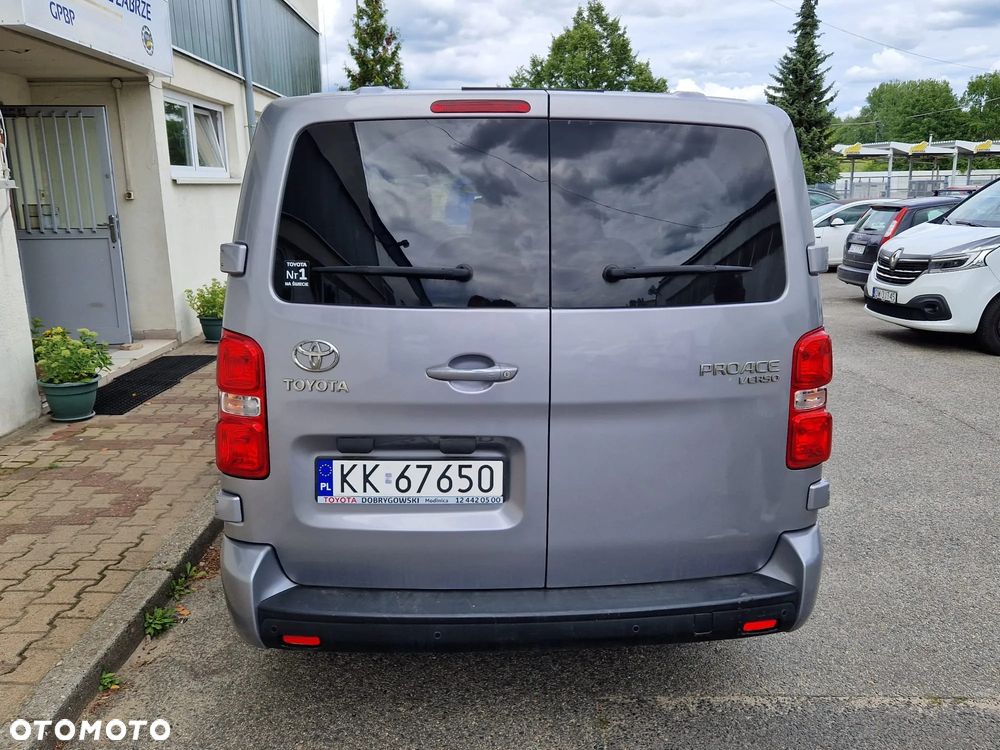 Toyota ProAce Kombi D-4D Long 2,8t - 5