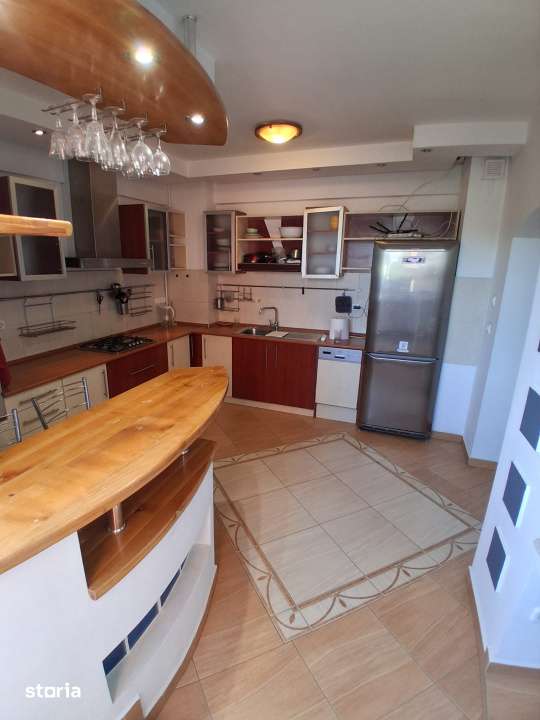 Vanzare apartament superb, 4 camere, 2 bai, Zorilor — fotografia 1