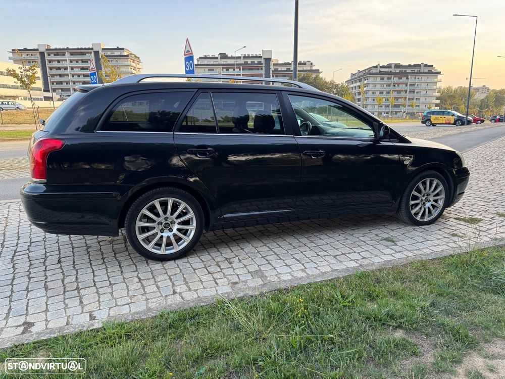 Toyota Avensis SW 2.2 D-CAT Sol+GPS - 30