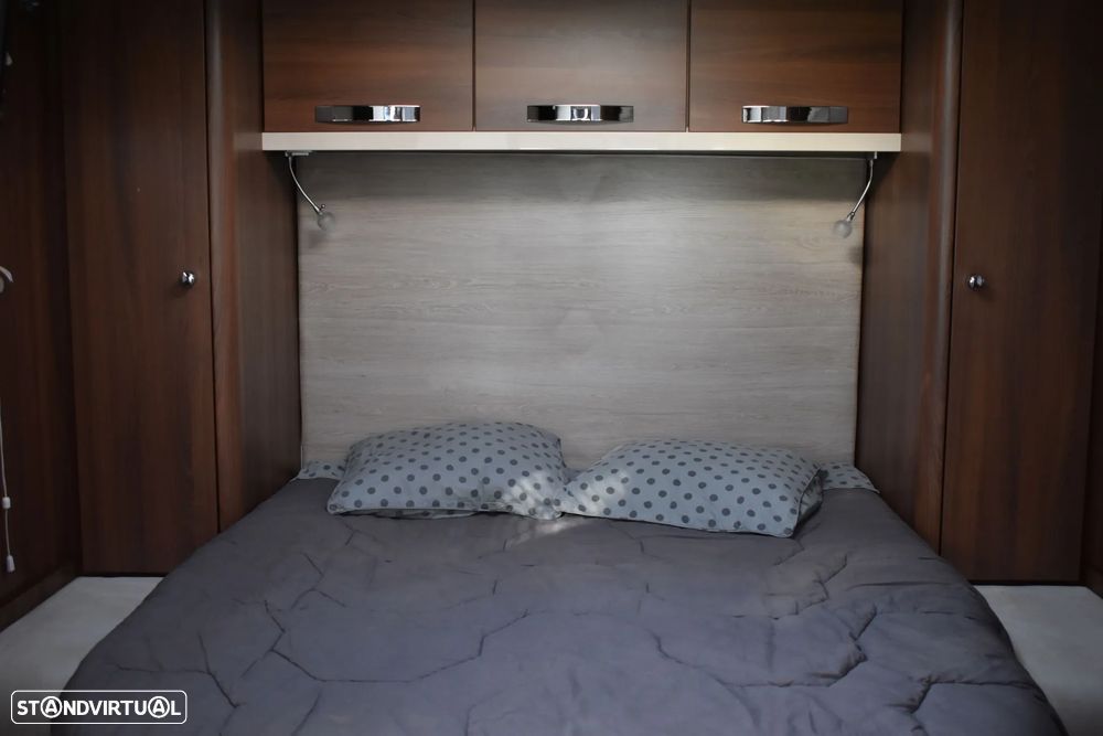 McLouis Nevis 872 - 21