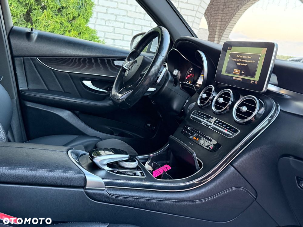 Mercedes-Benz GLC 220 d 4Matic 9G-TRONIC Exclusive - 9