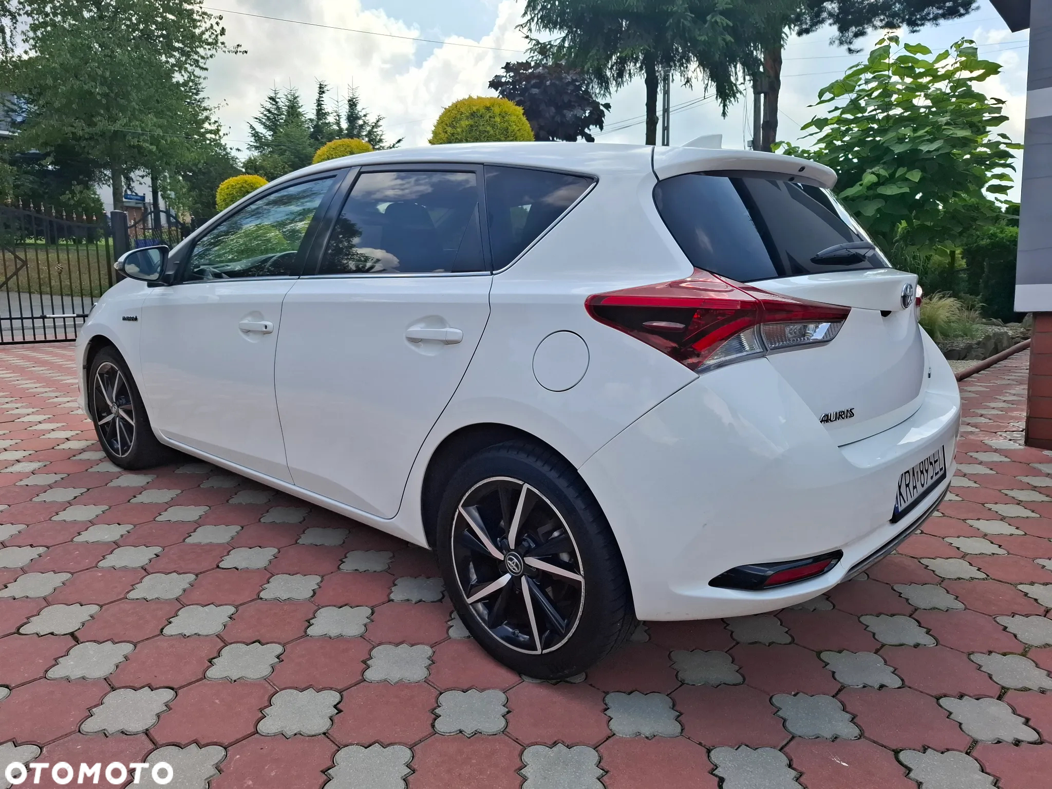 Toyota Auris 1.8 VVT-i Hybrid Automatik Edition S+ - 7