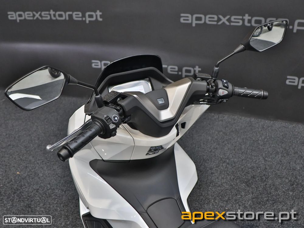 Honda PCX125 Versão DX - 9