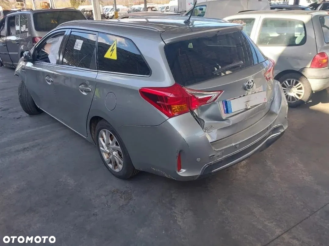 Toyota Auris 1.8 VVT-i Hybrid Automatik Comfort - 10