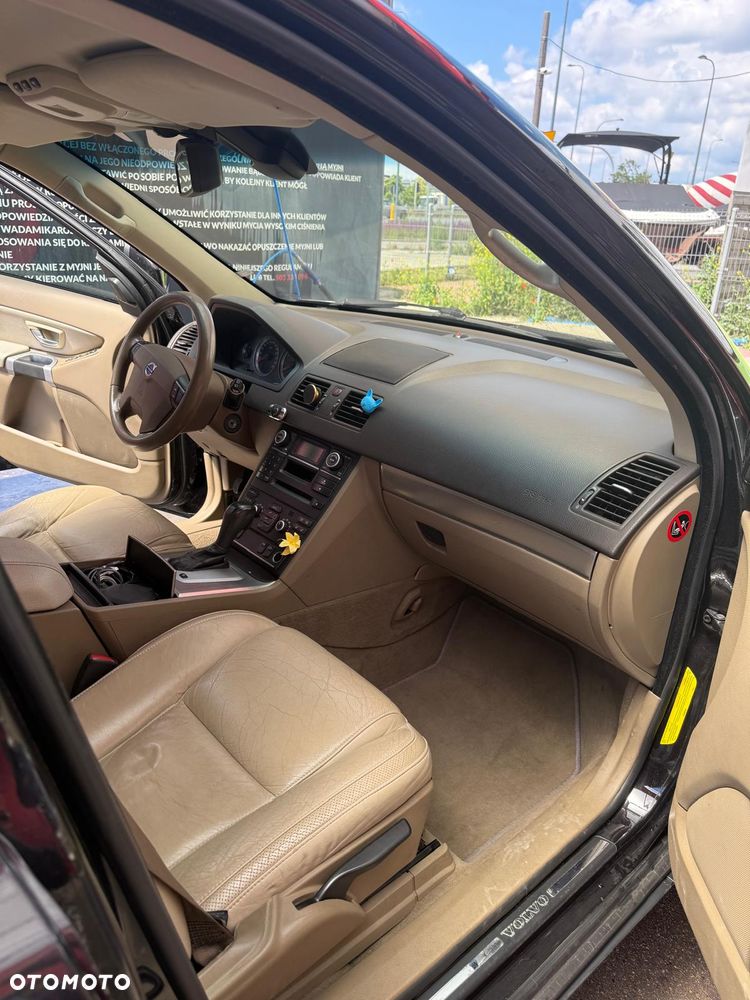 Volvo XC 90 4.4 V8 AWD Momentum - 12