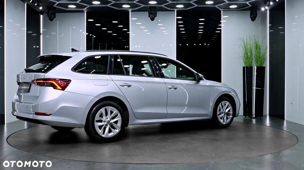 Skoda Octavia 2.0 TDI Ambition - 9