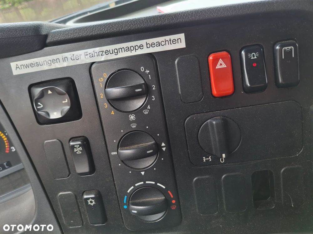 Mercedes-Benz Axor 1823 Zamiatarka HSW Explorer 6 Do Szyn Kolejowych Pojazd Szynowo Drogowy Czyszenie Szyn Torów Kolejowych - 28