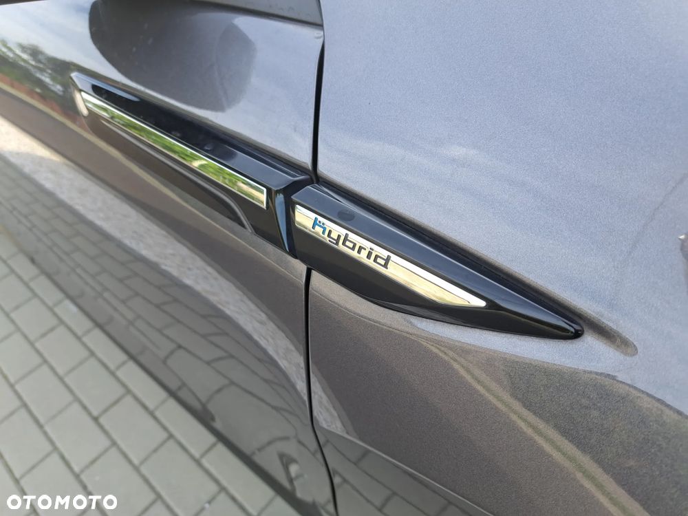 Citroën C5X 1.6 PHEV 225 Plus EAT8 - 24