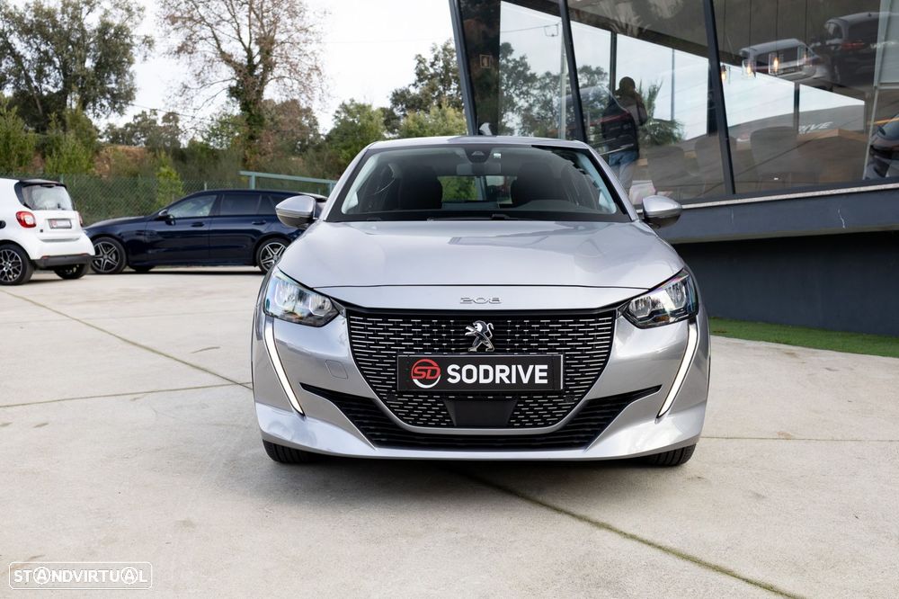 Peugeot e-208 Allure - 12