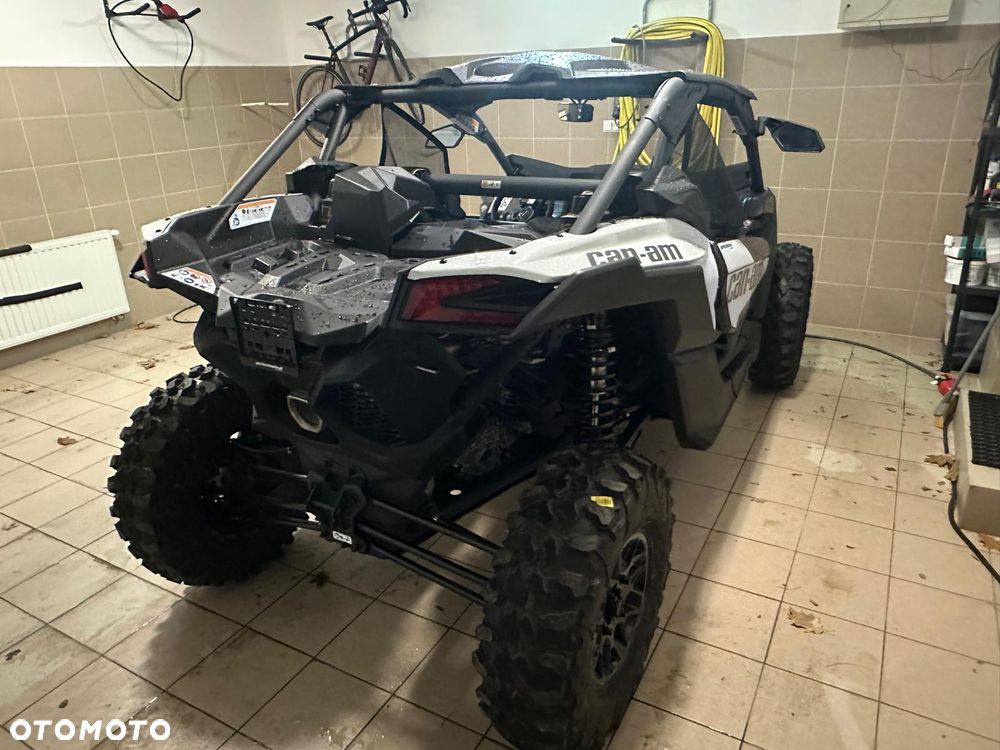 Can-Am Maverick - 3