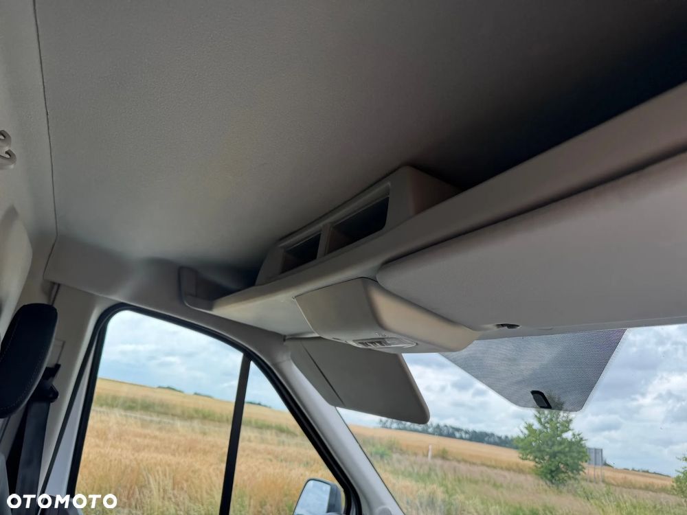 Ford Transit - 24