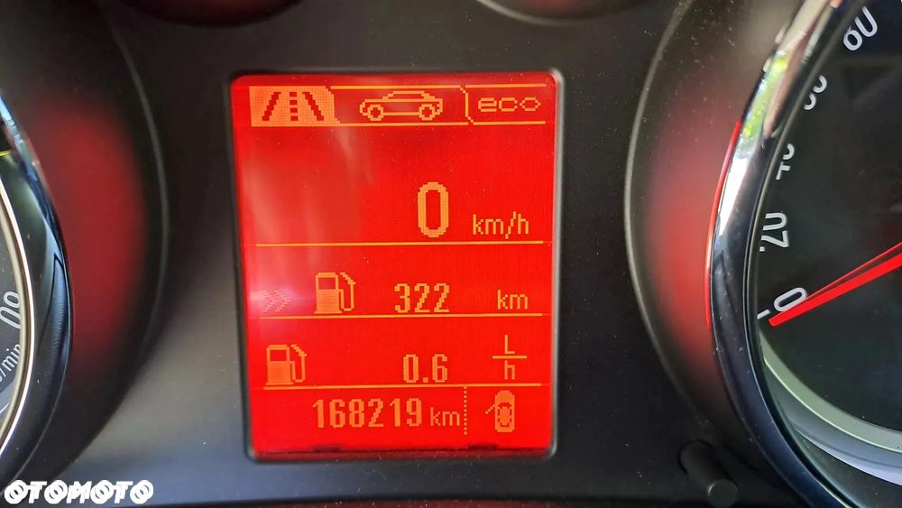 Opel Astra IV 1.6 CDTI Essentia - 8