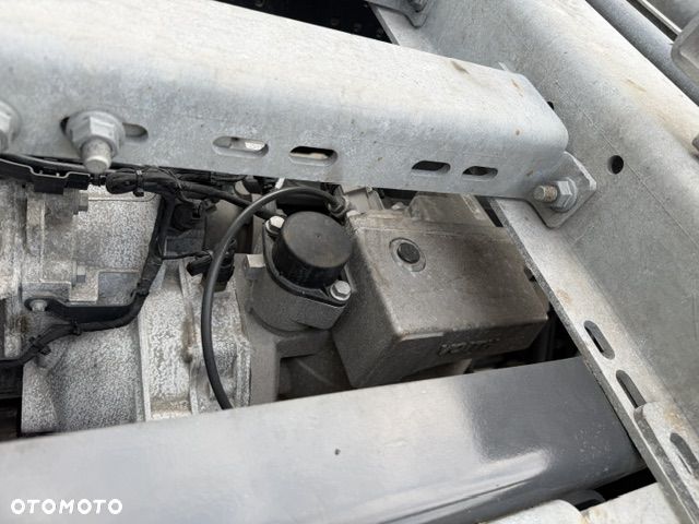Mercedes-Benz 2545 - 15