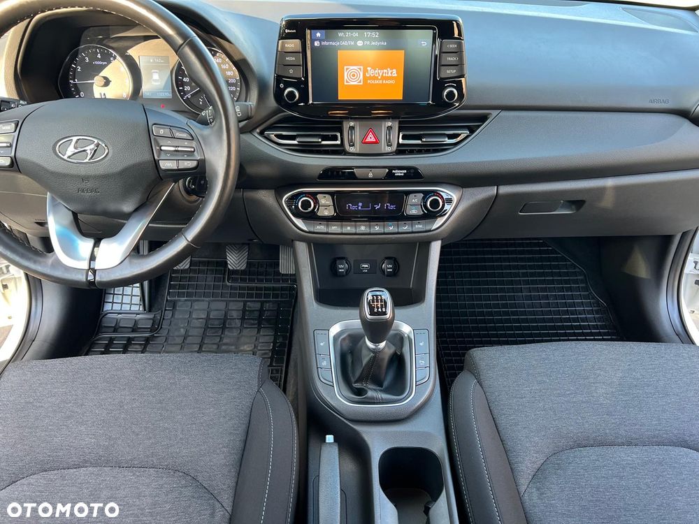 Hyundai i30 1.0 T-GDI Smart - 11