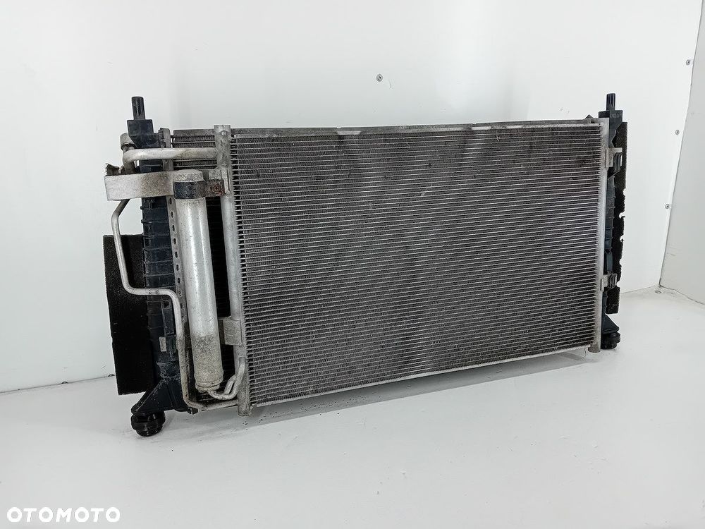 CHŁODNICA WODY Z WENTYLATOREM MAZDA 3 (10-13) 2.2 CITD HB R2AH-15-025-G - 8
