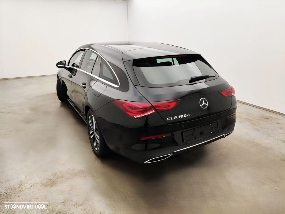 Mercedes-Benz CLA 180 - 5