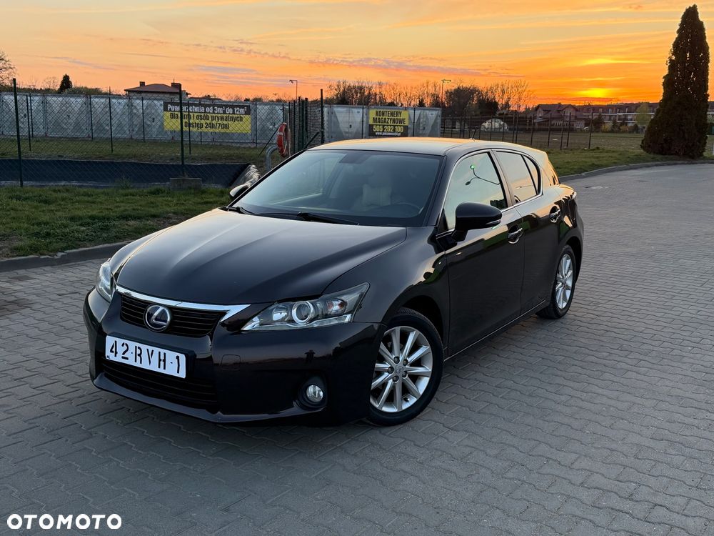 Lexus CT 200h Prestige - 1