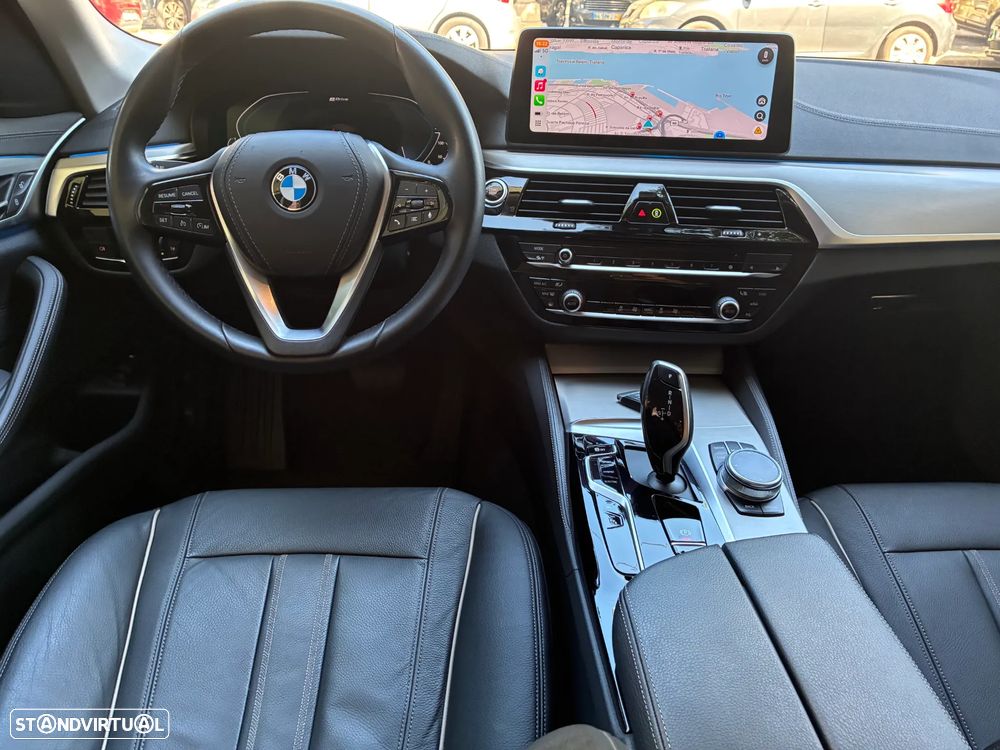 BMW 530 e Aut. Luxury Line - 2