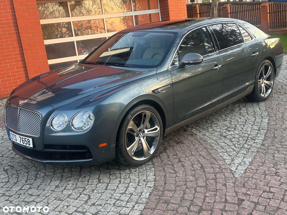 Bentley Flying Spur V8 Mulliner - 31