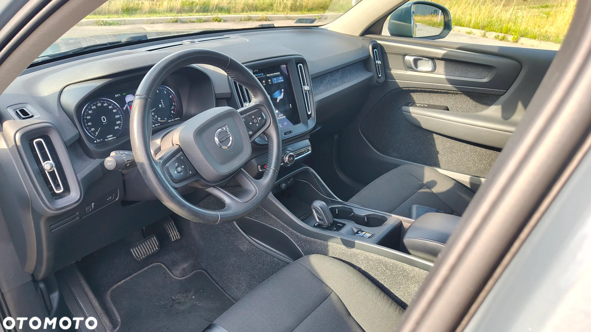 Volvo XC 40 T3 Momentum Core - 7