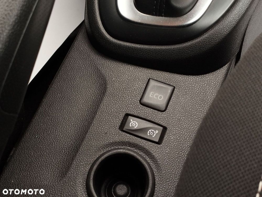Renault Captur - 24