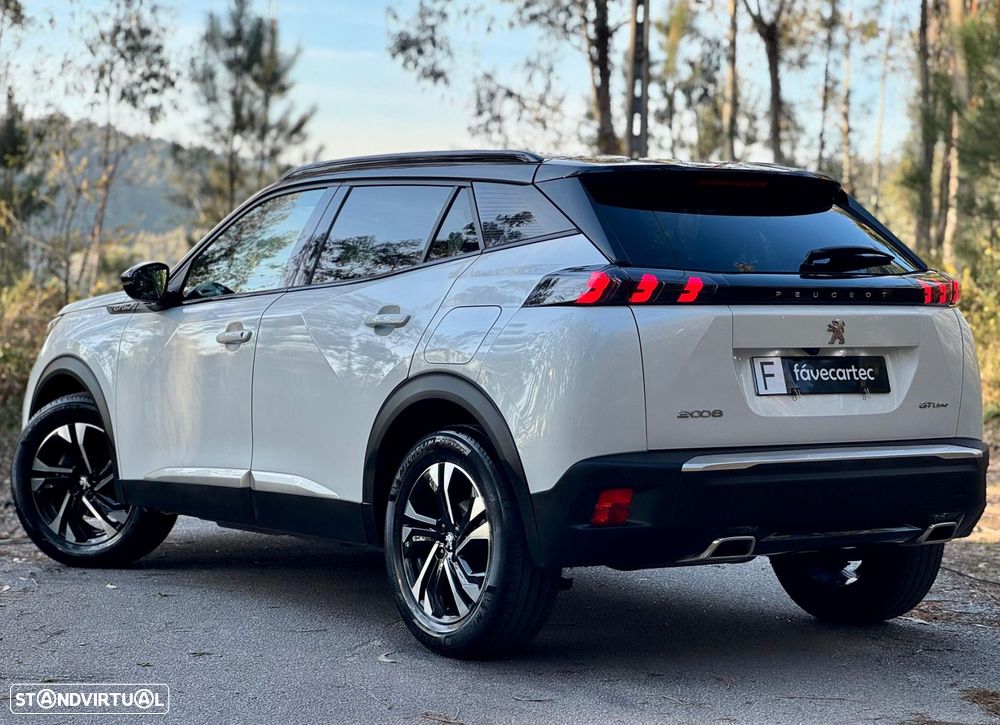 Peugeot 2008 1.2 PureTech GT - 4
