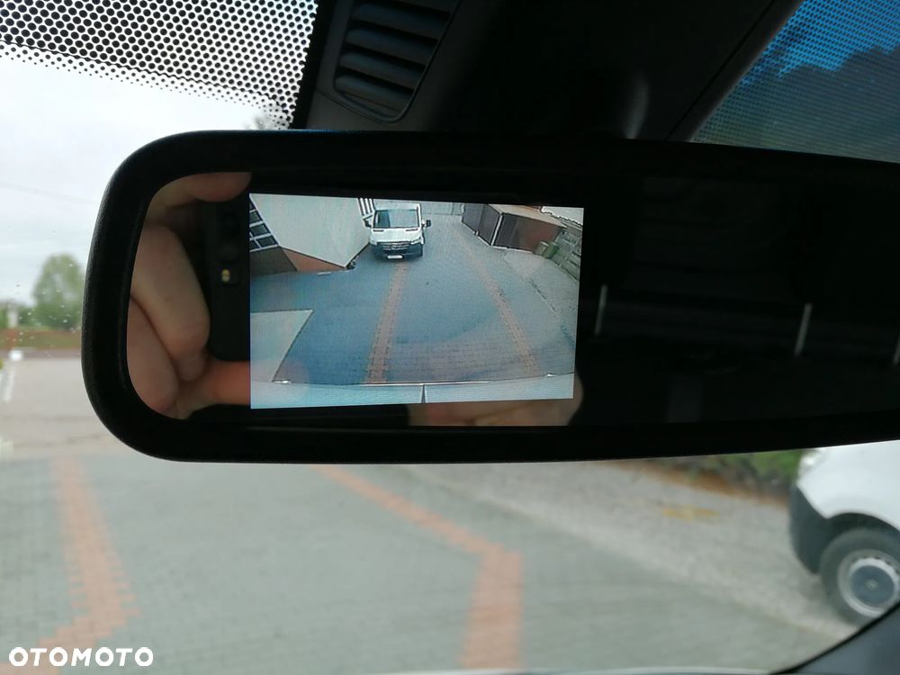 Mercedes-Benz Sprinter 317 - 22