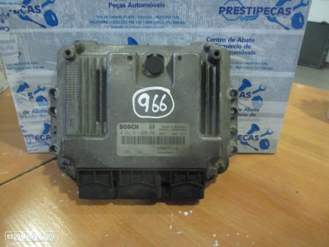 Centralina 0281011275 8200305678 RENAULT MEGANE 2 2003 1.9DCI BOSCH - 1