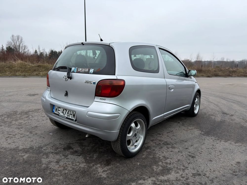 Toyota Yaris 1.0 Blue - 4