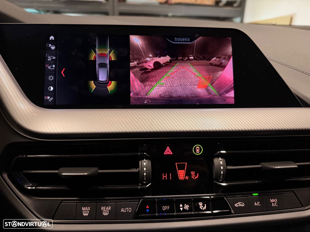 BMW 116 d Pack Desportivo M Auto - 28