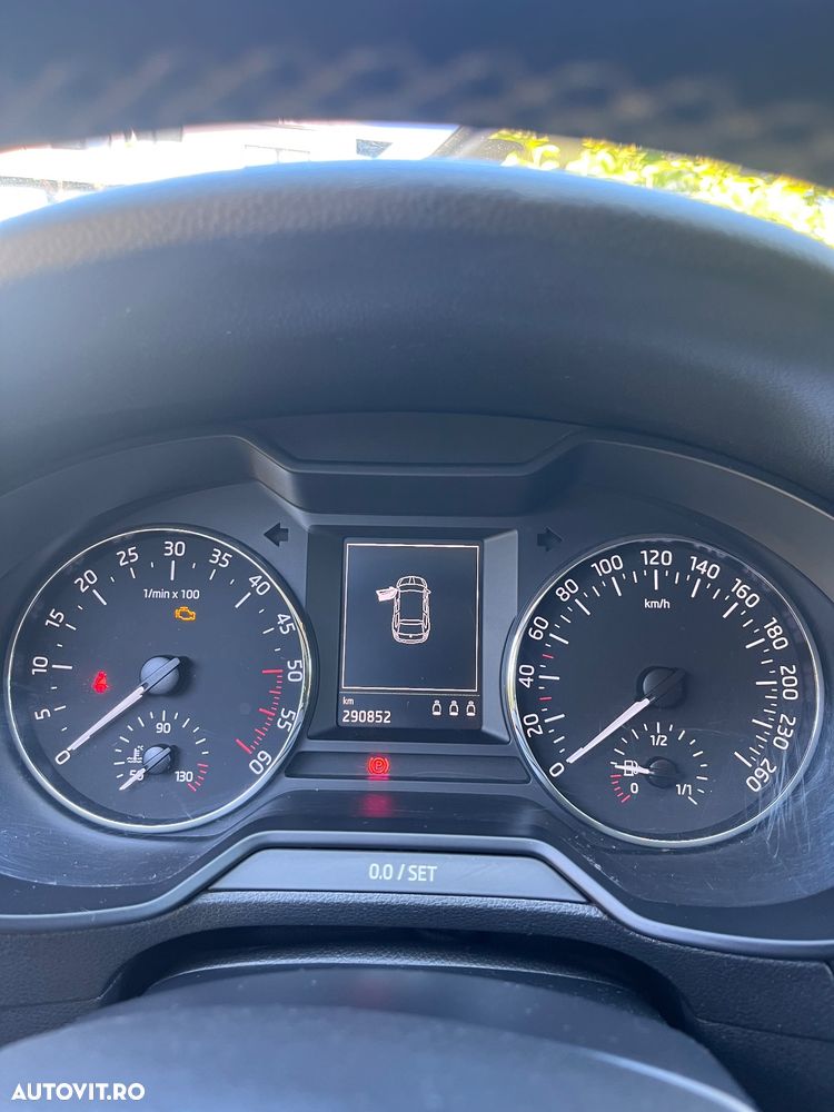 Skoda Octavia - 5