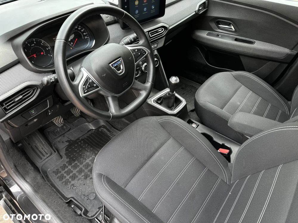 Dacia Jogger 1.0 TCe Comfort 7os - 10