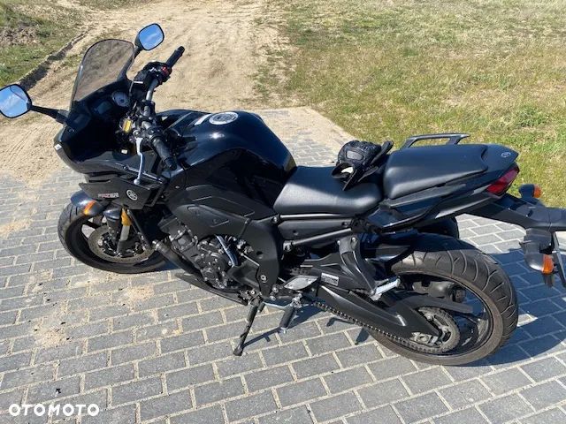 Yamaha FZ8 - 5